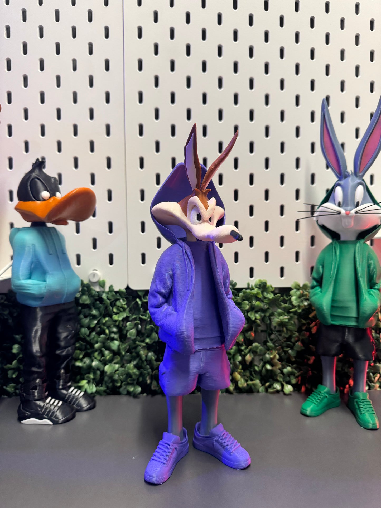Wile E. Coyote - Urban Hustle Edition - 3DArtStore.com